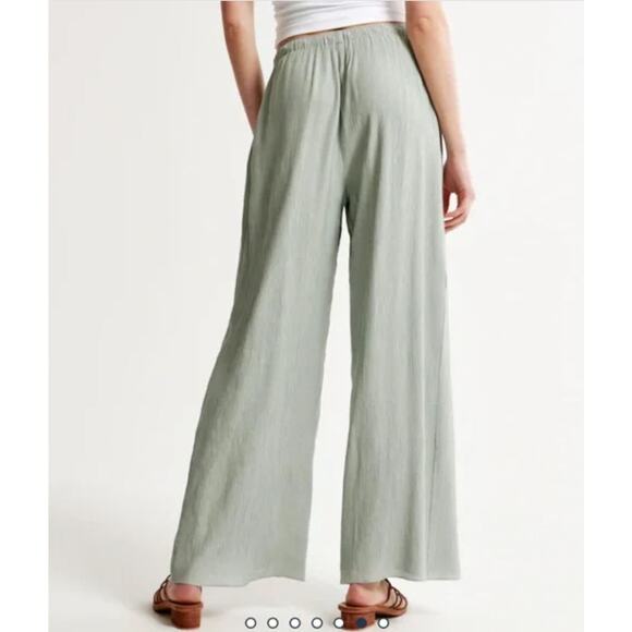 NWT Abercrombie & Fitch Crinkle Textured Pull-On Wide Leg Pant Medium Tall Green - Picture 3 of 9